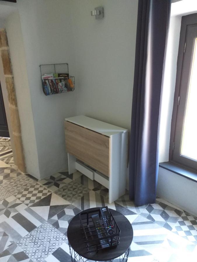 Pigeonnier Hotell Vic-le-Comte Eksteriør bilde