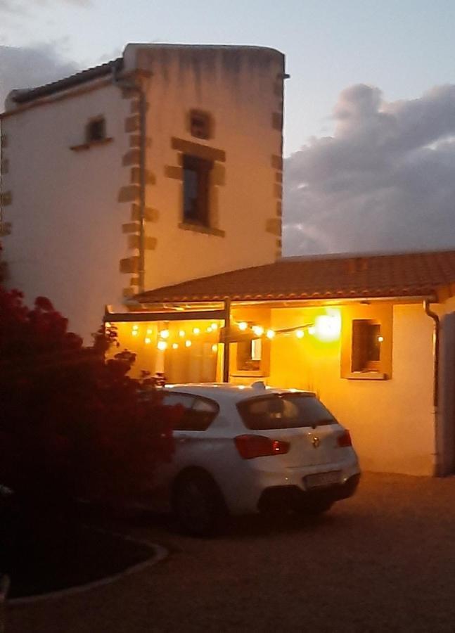 Pigeonnier Hotell Vic-le-Comte Eksteriør bilde